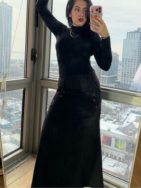 Palermo Skirt Turkey Fits a US 10 M